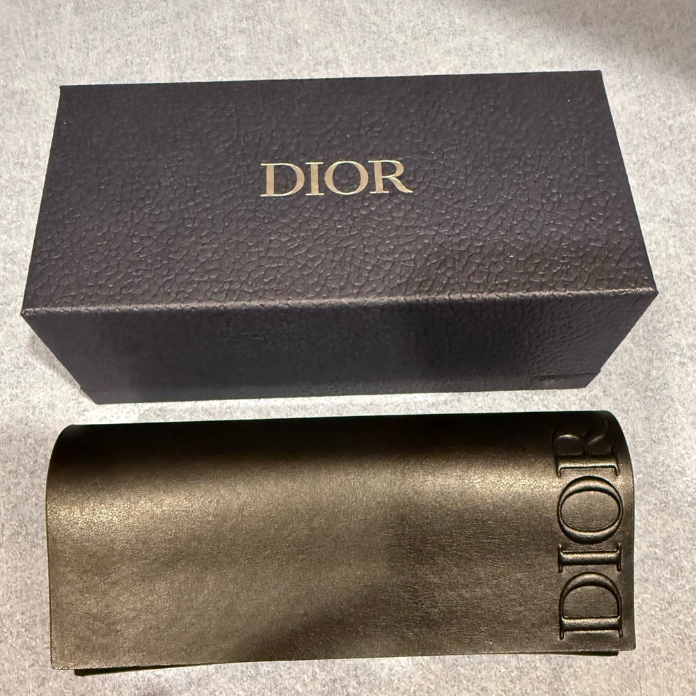 Dior Elegant Cream & Blue Sunglasses - Picture 3 of 8